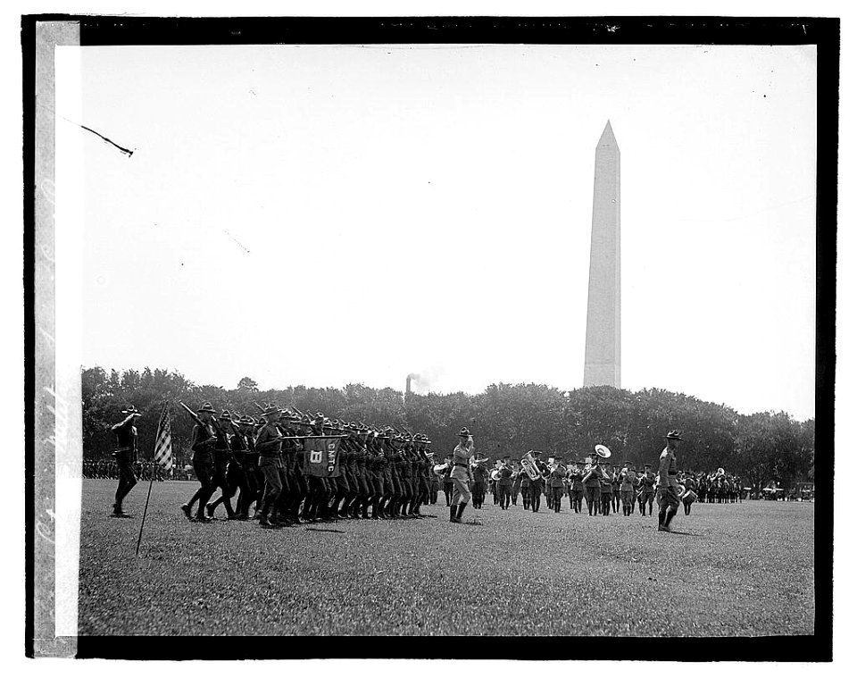 Citizen's Military Training Camp review, (8-21-22) LOC npcc.06967
