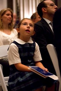 Citizenship ceremony NARA 20150917-01-072 (21510472002)