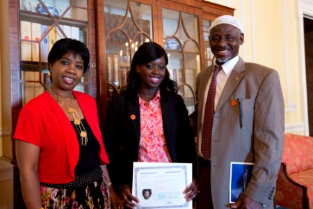 Citizenship ceremony NARA 20150917-01-115 (21333788238)