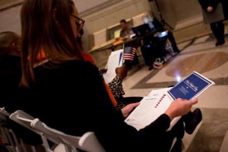 Citizenship ceremony Nara 20171211-01-047 (38283060785)