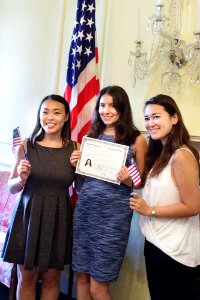 Citizenship ceremony Nara 20160914-01-152 (30012796031)