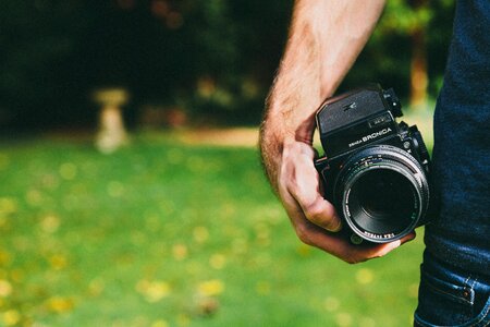 Zenza bronica hand photo