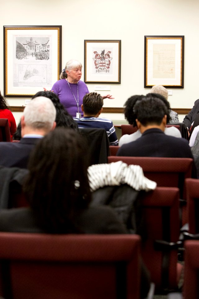 Citizenship ceremony Nara 20171211-01-021 (39163134661)