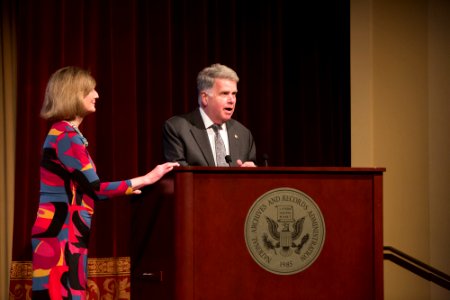 Citizenship ceremony Nara 20180411-02-018 (39695001890)