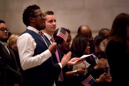 Citizenship ceremony Nara 20171211-01-083 (38283141815)