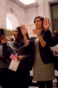 Citizenship ceremony Nara 20171211-01-073 (39163223911)