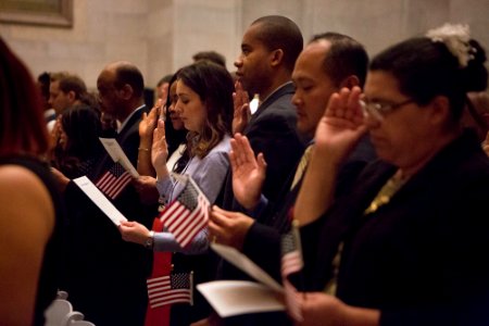 Citizenship ceremony Nara 20171211-01-078 (39163233671)