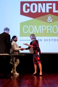 Citizenship ceremony Nara 20180411-02-082 (41462497962)