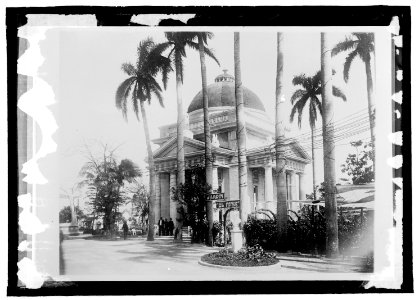 City bldg., Havana, Cuba LCCN2016821475