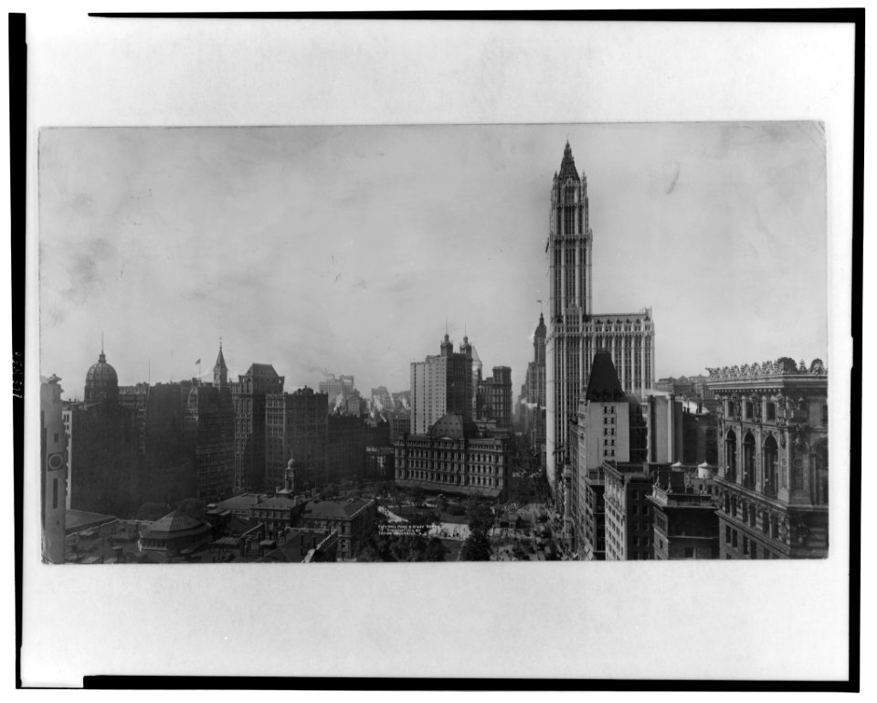 City hall park & B'way south LCCN96502131