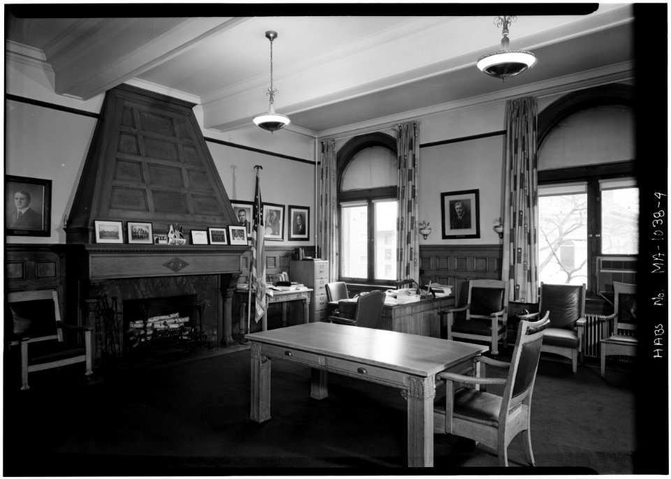 City Hall, Cambridge, Massachusetts - 079992pu