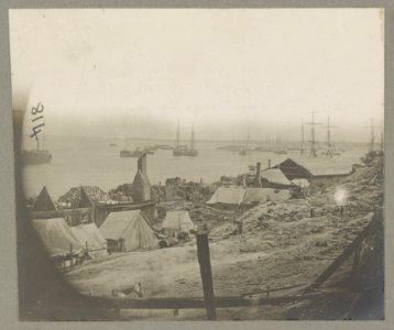City Point, Va., view on the docks, after explosion of the ordnance barges LCCN2012649546