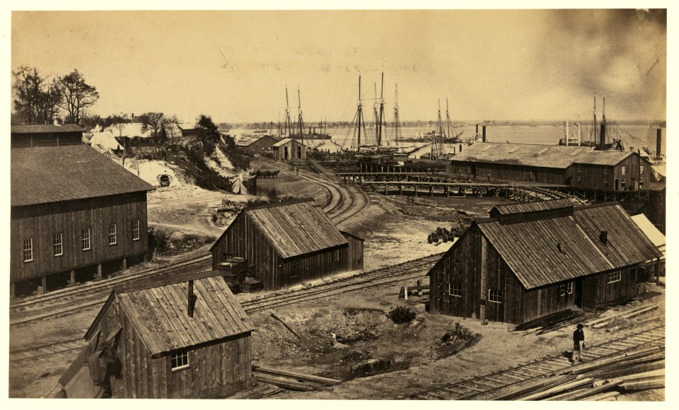 City Point R.R. Depot, looking toward Petersburg LCCN2005689624