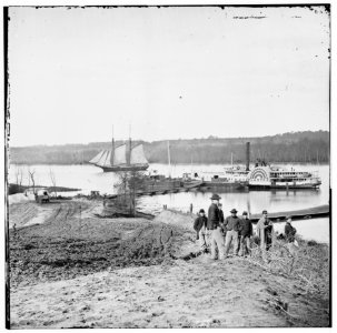 City Point, Va., vicinity. Medical supply boat Planter at General Hospital wharf on the Appomattox LOC cwpb.02055
