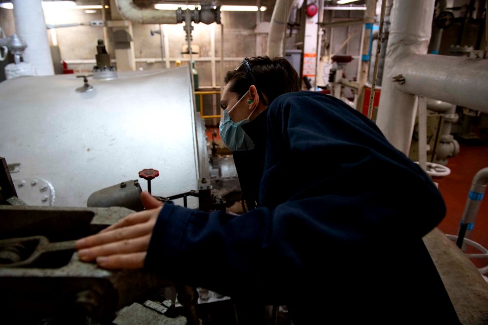 Civil Service Mariners Aboard USNS Comfort (49825422348)