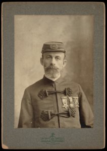 Civil War veteran Henry Thurlow Bartlett) - E.L. Merrow, Bethlehem, N.H LCCN2017659686 photo