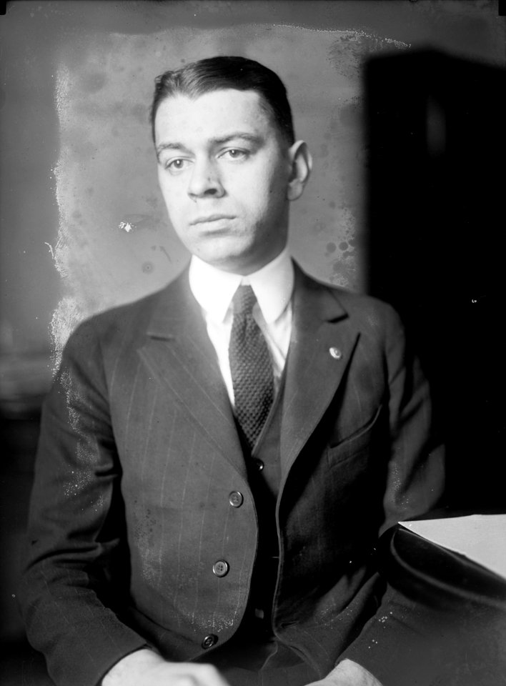 Clarence J. McLeod, 12-8-20 LCCN2016844848 (cropped)