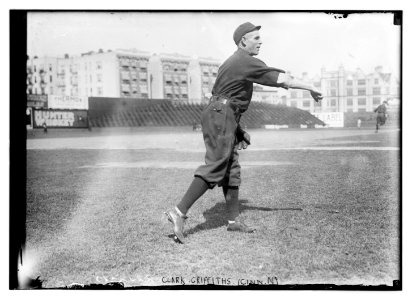 Clark Griffith, Cincinnati, NL, at Hilltop Park, New York City (baseball) LCCN2014689227