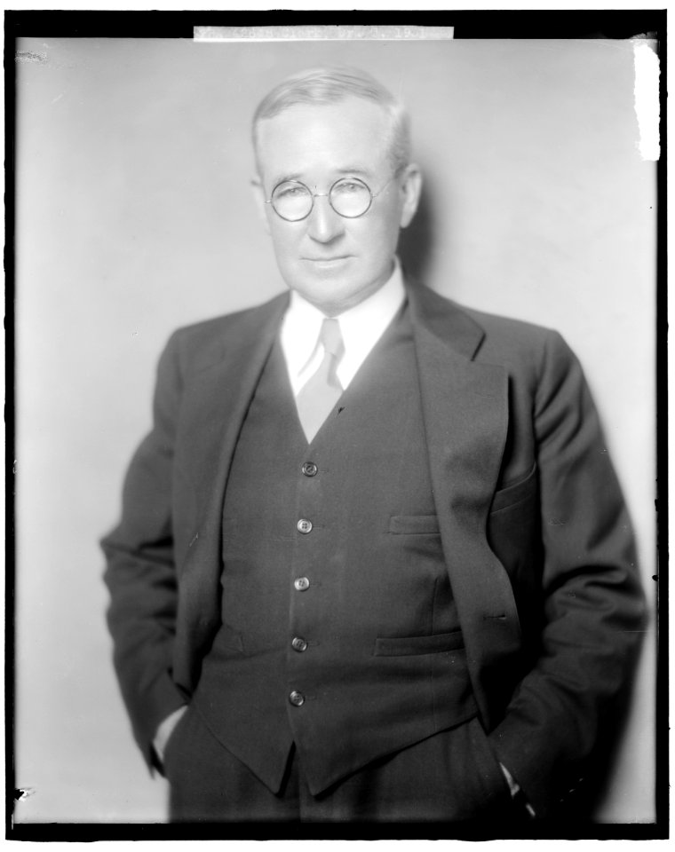 CLARK, T. DOCTOR LCCN2016859441