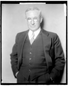 CLARK, T. DOCTOR LCCN2016859441