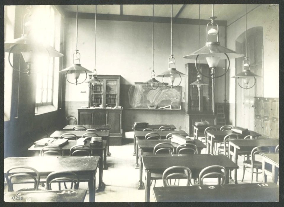 Classe d'une école (J David)