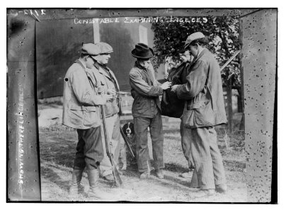 Constable examining licenses - hunting LCCN2014694847