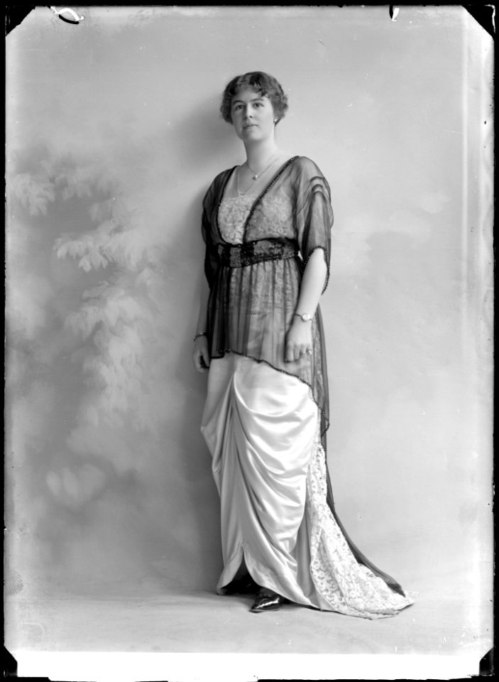 Constance Gibson, porträtt - SMV - GG004
