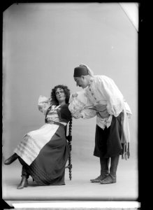 Constance and Oscar Byström in Hjältar at Svenska teatern 1906 - SMV - NB131