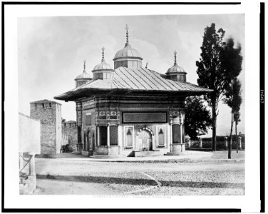 Constantinople. Fountain of Sultan Selim LCCN92513541