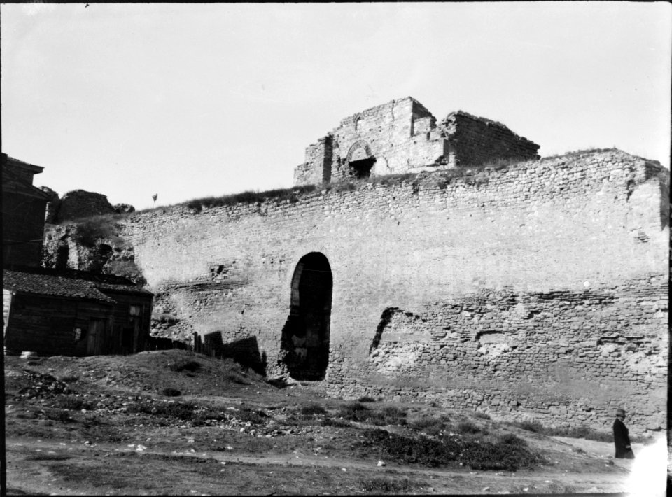 Constantinople. Ancient ramparts, Constantinople LOC matpc.15141