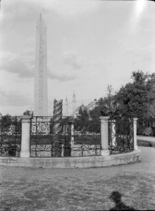 Constantinople. The serpent column on the Hippodrome LOC matpc.15144