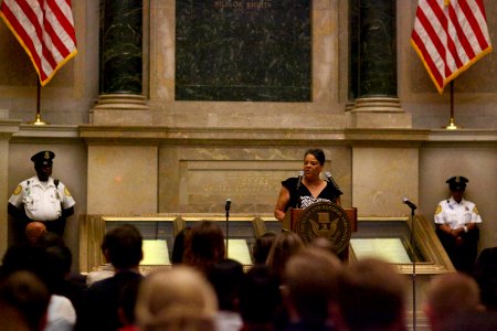 Constitution Day Naturalization Ceremony (15094584560)
