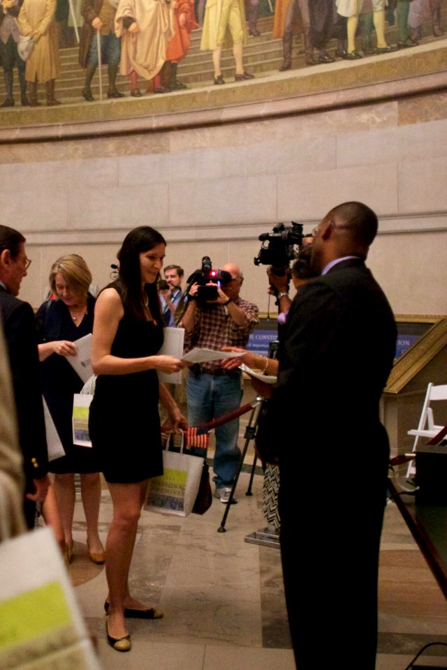 Constitution Day Naturalization Ceremony (15094582810)