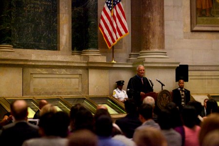 Constitution Day Naturalization Ceremony (15278161931)