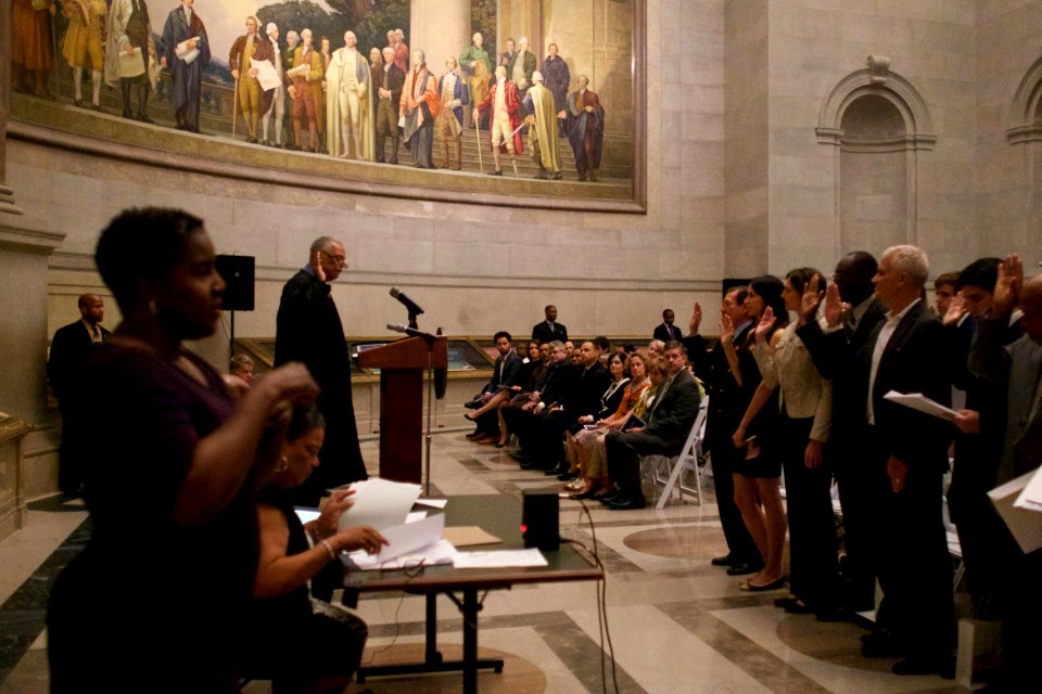 Constitution Day Naturalization Ceremony (15094584260)
