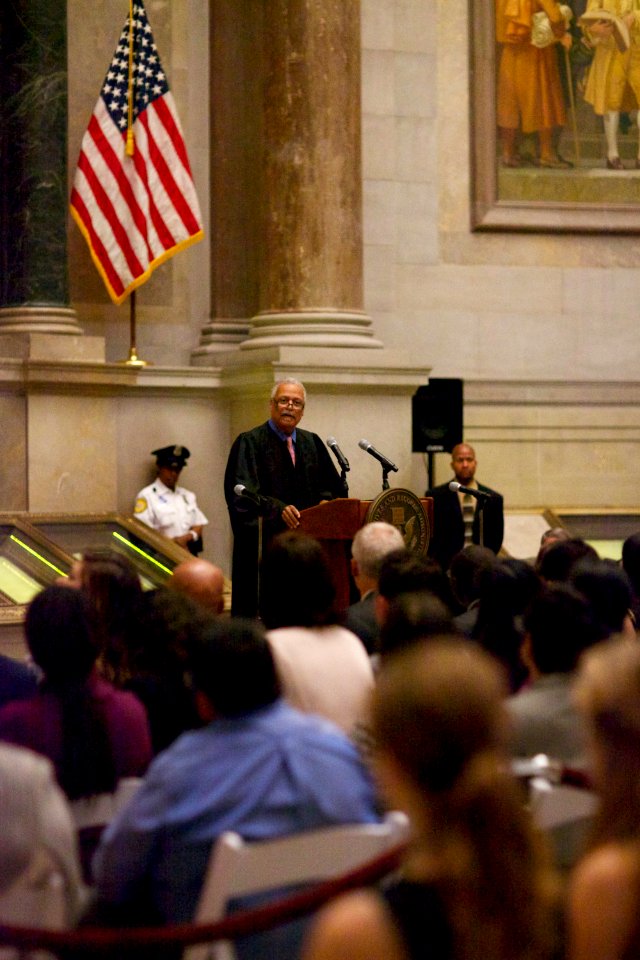 Constitution Day Naturalization Ceremony (15278160301)