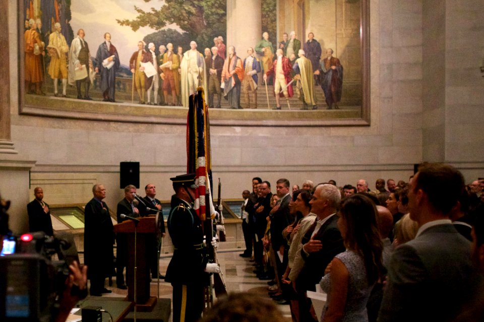 Constitution Day Naturalization Ceremony (15094733617)