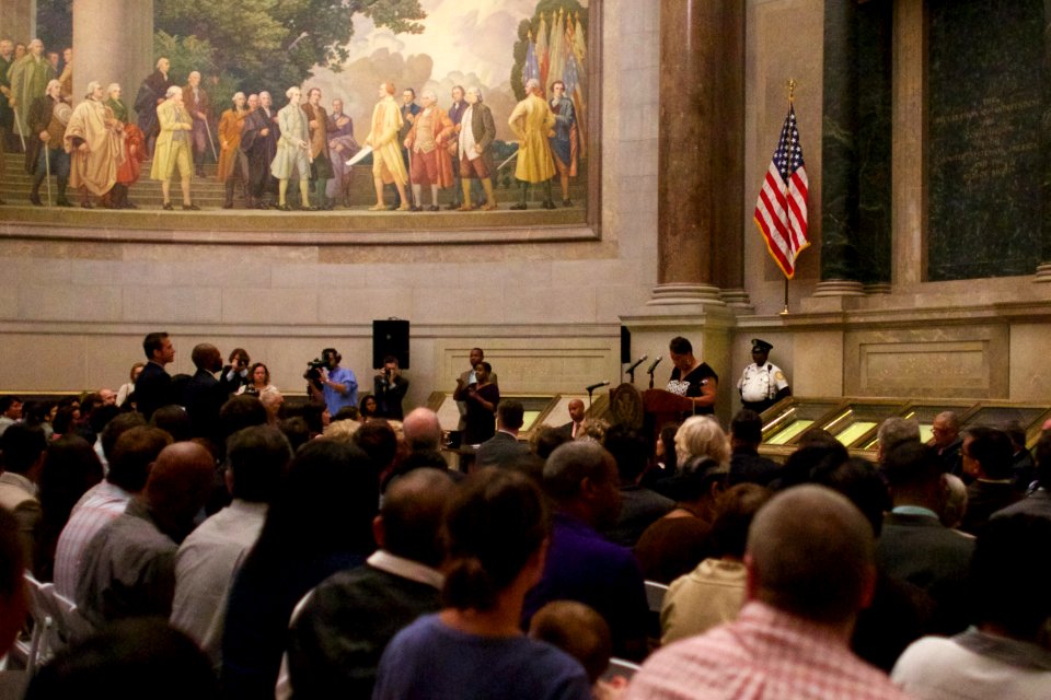 Constitution Day Naturalization Ceremony (15278162251)