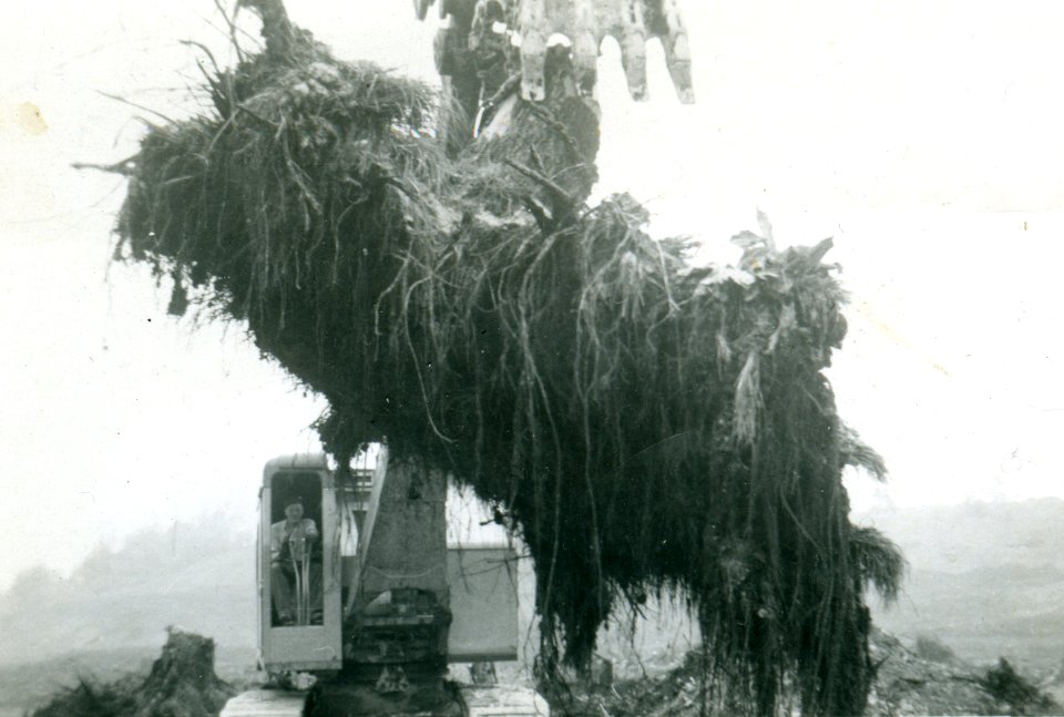 Construction in Ontario 1940's 014