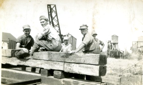 Construction in Ontario 1940's 021 photo