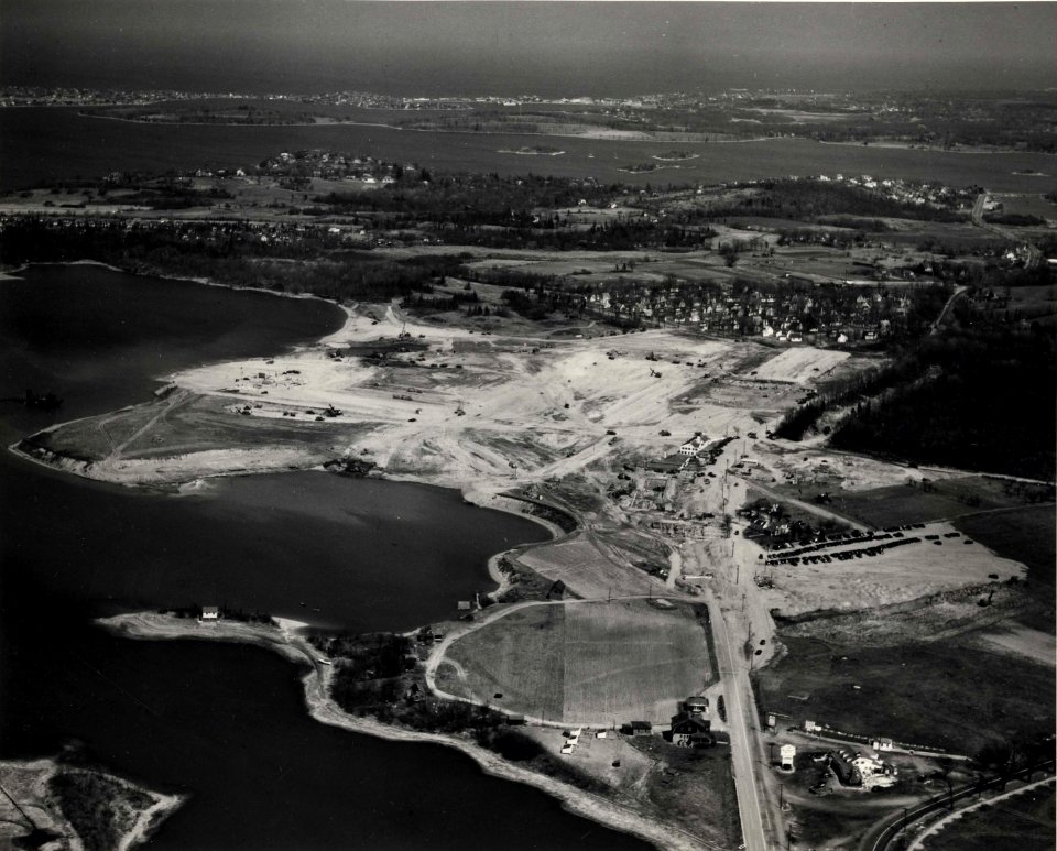 Construction of the Bethlehem Hingham Shipyard from the west