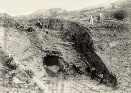 Construction of the OMEG line near Tsumeb in colonial Namibia, 1906-1907 b photo