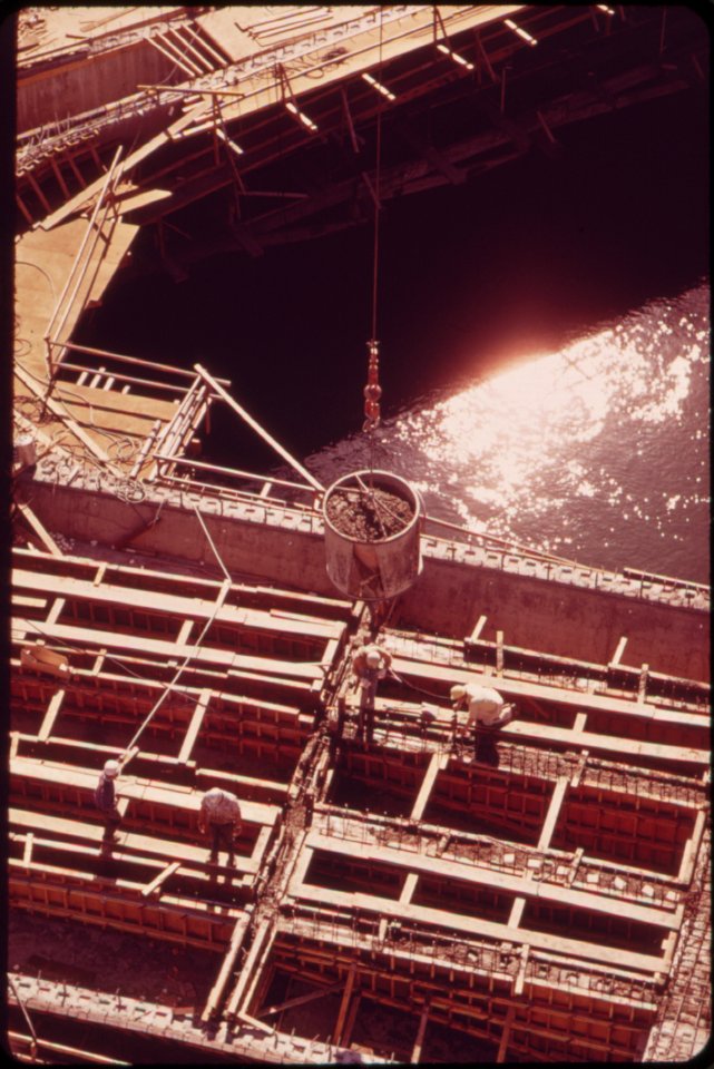 Construction-of-expo-74-site-on-the-columbia-river-051973 4271558027 o