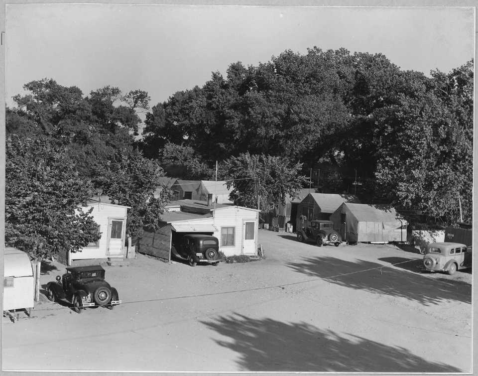 Contra Costa County, California. Portion of the Davis camp seen from the roof of Mr. Davis' store. - NARA - 521777