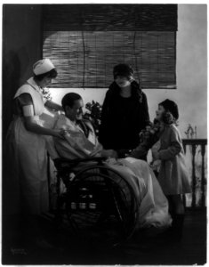 Convalescing LCCN2003671197