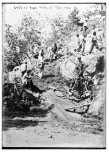 Convict road work at Fort Ann LCCN2014702111