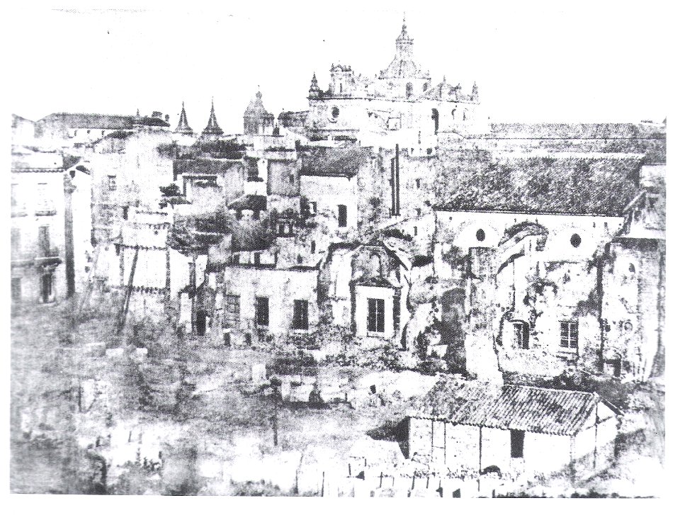 Convento de San Francisco medio derribado