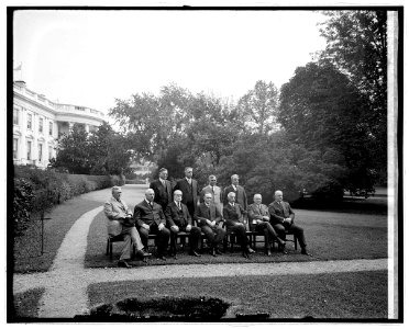 Coolidge Cabinet (White House, Washington, D.C.) LCCN2016824234 photo