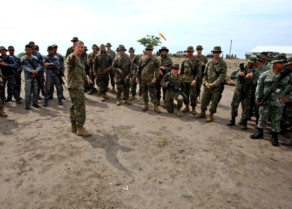 Cooperation Afloat Readiness and Training 2012 120707-N-YU482-001