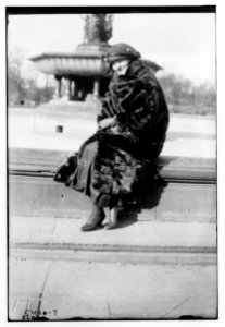 Cora Chase LCCN2014712123